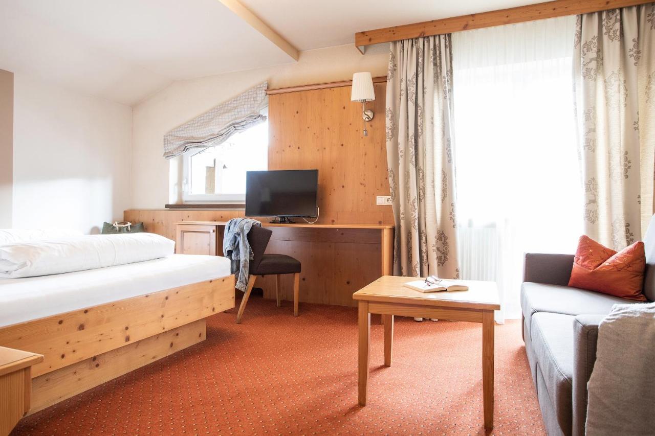 Hotel Zum Hirschen Імст Екстер'єр фото